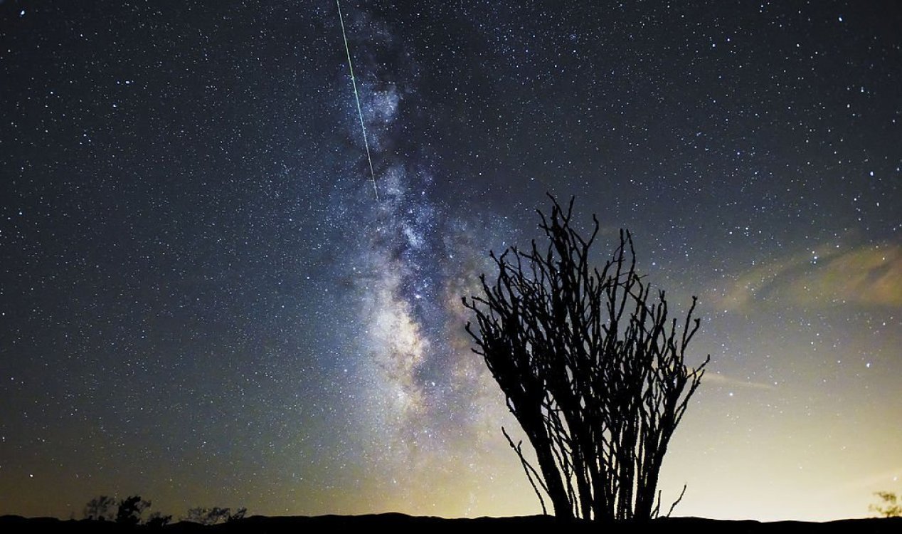 Astrónomos tomados por sorpresa al pasar un asteroide zumbando cerca de la Tierra 1 Astronomos tomados por sorpresa al pasar un asteroide zumbando cerca